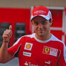 Felipe Massa aterriza en Yas Marina