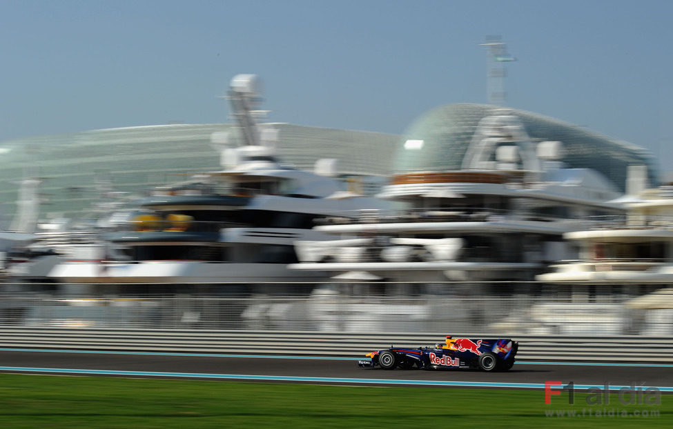 Vettel es el más rápido en Abu Dabi