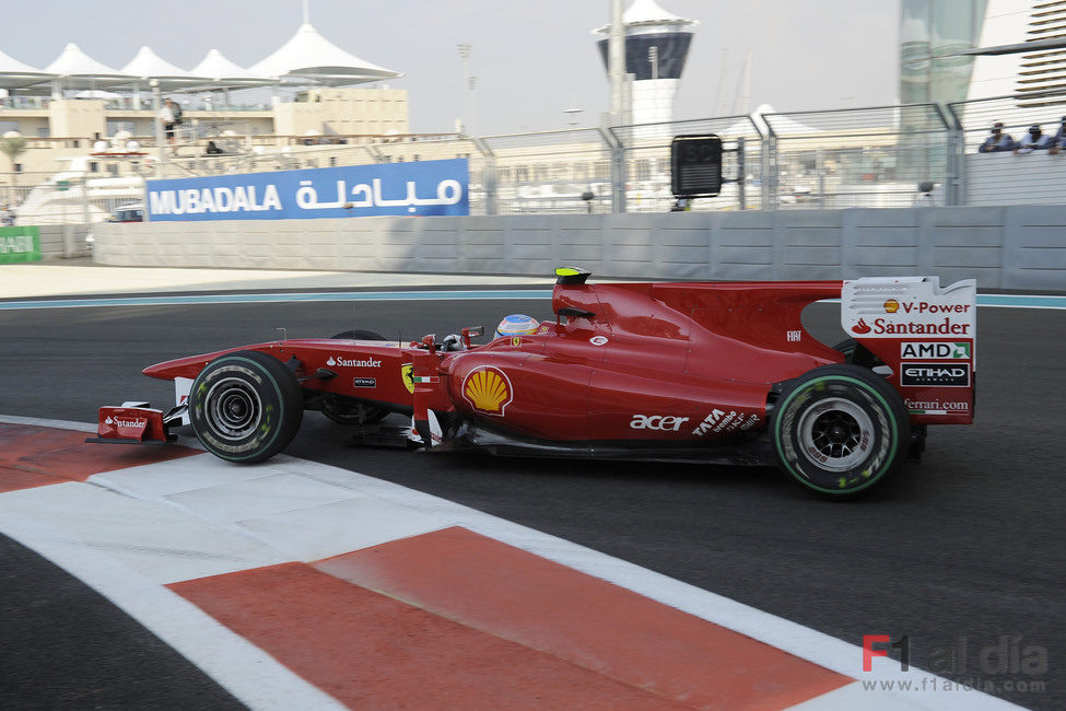 Alonso en los libres 3 de Abu Dabi