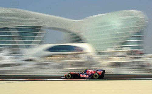 Jaime Alguersuari en los libres 3 de Abu Dabi