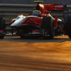 Lucas di Grassi bajo los últimos rayos de sol
