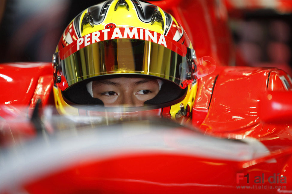 Haryanto en su primer test con un Fórmula 1