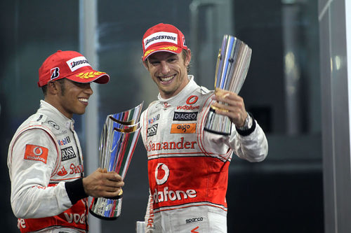 McLaren consigue un doble podio en Abu Dabi