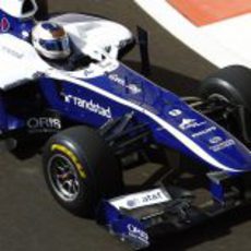 El Williams FW32 con neumáticos Pirelli