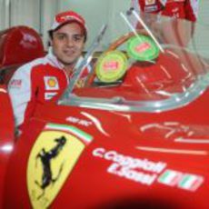 Felipe Massa se sienta en el 500 TRC