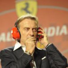 Montezemolo llama por radio a Fernando Alonso