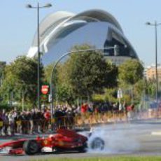 Luca Badoer con el F60