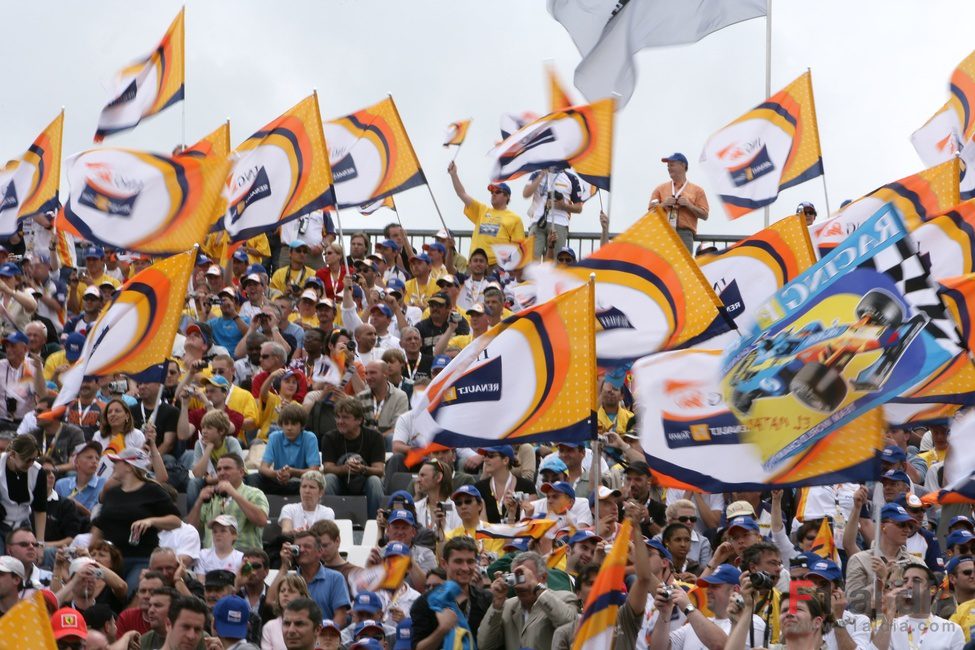 La afición sigue apoyando al equipo