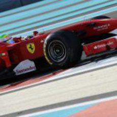 Felipe rueda con los Pirelli