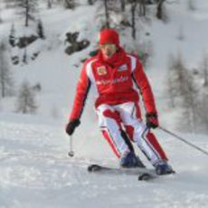Jules Bianchi esquiando en Madonna di Campiglio