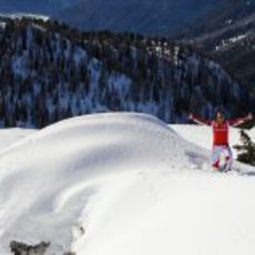 Felipe feliz en la nieve