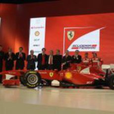 La cúpula del equipo Ferrari al completo