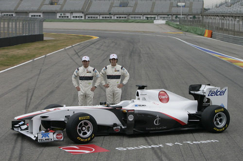 Kamui Kobayashi, Sergio Pérez y el C30