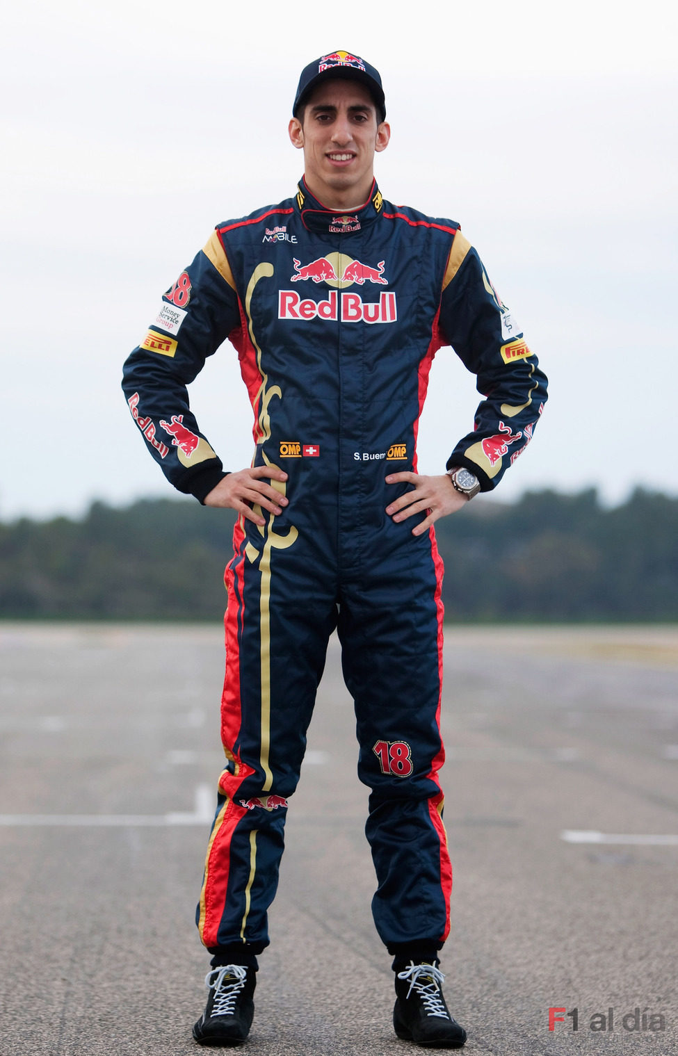 Buemi sigue en Toro Rosso en 2011
