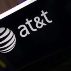 'AT&T' sigue junto a Williams