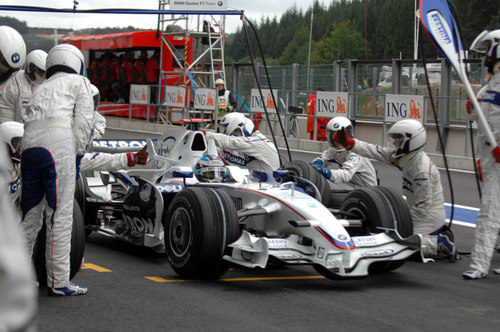 Heidfeld hace una parada