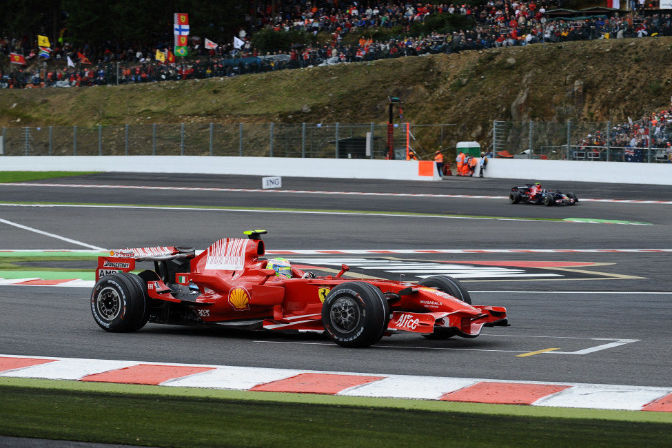 Massa intenta recortar la distancia con Hamilton