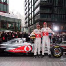 Button, Hamilton y su MP4-26