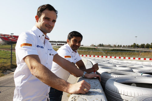 Liuzzi y Karthikeyan en el Circuit de Catalunya