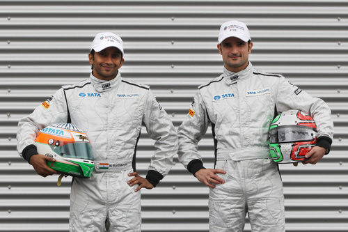 Narain Karthikeyan y Vitantonio Liuzzi, pilotos de Hispania Racing para 2011