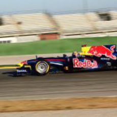 Mark Webber prueba por primera vez el RB7