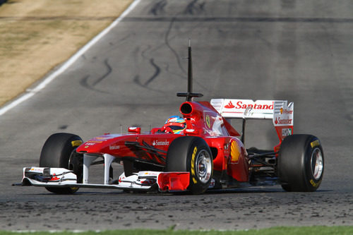 Gran antena en Ferrari para recoger datos