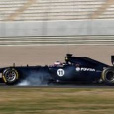 Pasada de frenada de Barrichello con el FW33