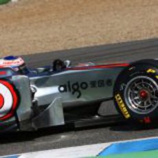 Button con el MP4-26 en Jerez