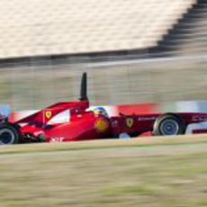 Alonso rueda en Montmeló