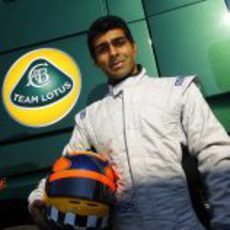 Karun Chandhok, tercer piloto del Team Lotus para 2011