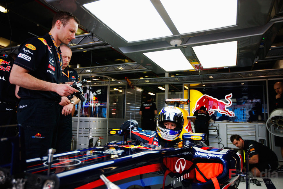 Vettel ya trabaja en el RB7