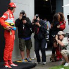 Alonso es fotografiado en Australia 2011