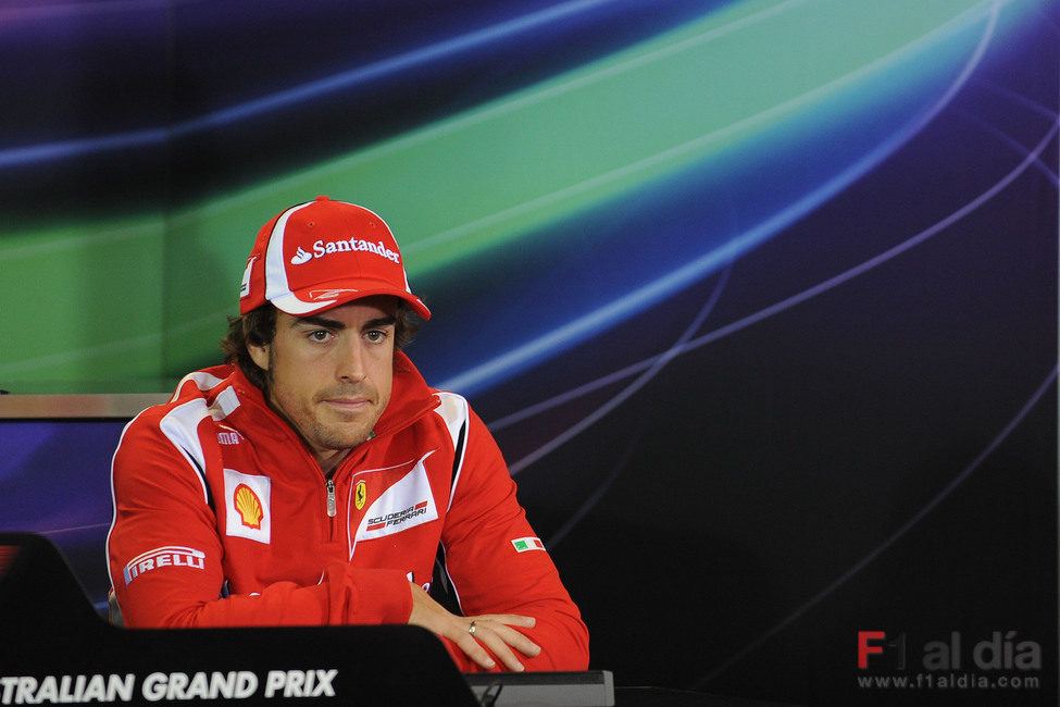 Fernando Alonso en la primera rueda de prensa de la FIA de 2011
