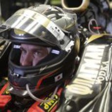 Heidfeld en el box durante los libres