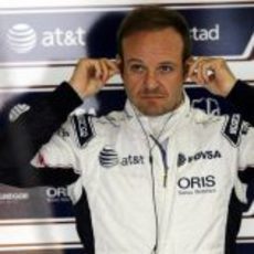 Barrichello listo para subirse al monoplaza