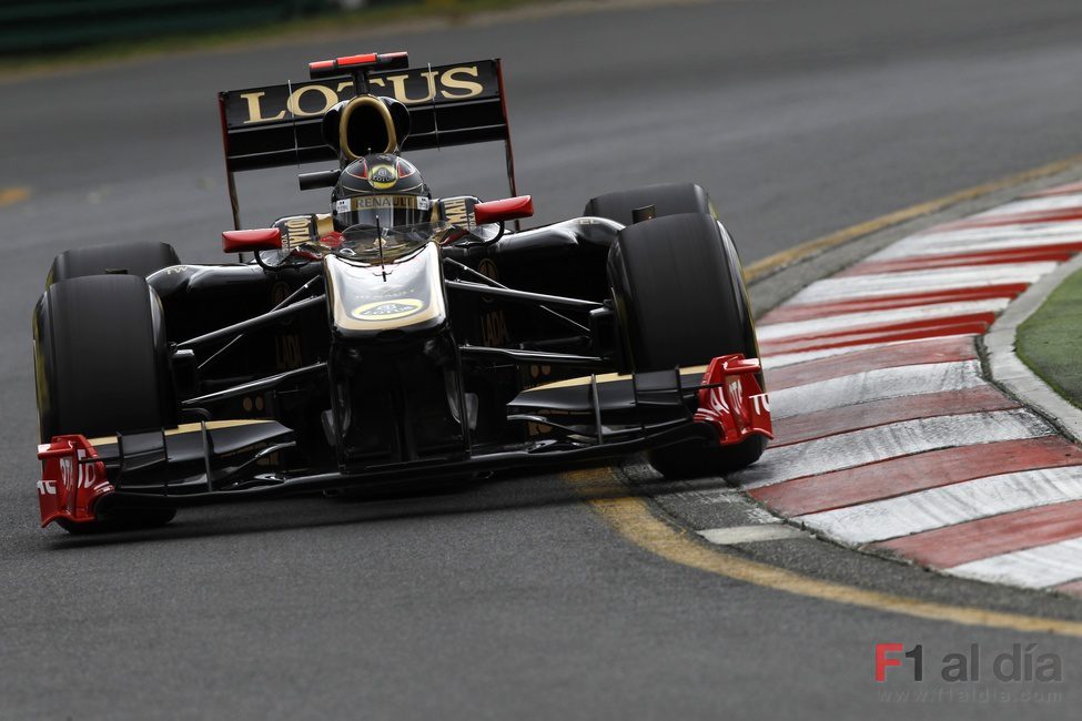 Heidfeld cayó en Q1 en su debut con Lotus Renault