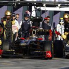 Mal debut para Heidfeld con Lotus Renault GP