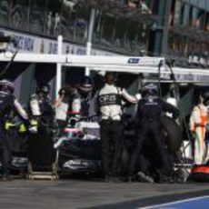 Barrichelo en una parada en boxes durante el Gp de Australia