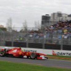 Massa intenta mejorar su crono con las gomas blandas