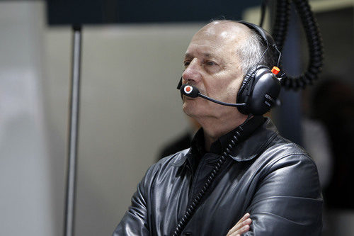 Ron Dennis en el box de McLaren