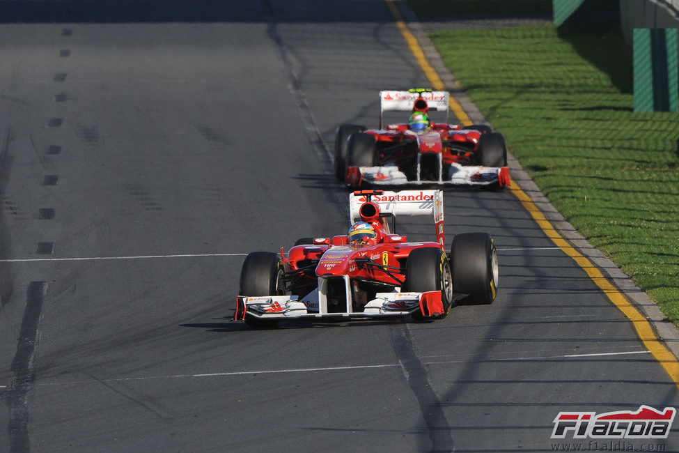 Alonso por delante de Massa en Australia