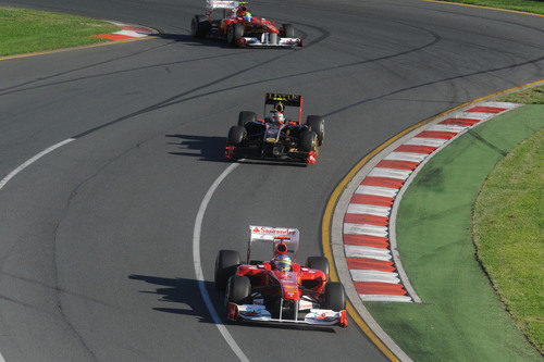 Alonso, Petrov y Massa en pista