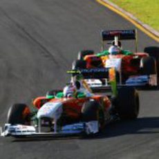 Los dos Force India juntos en pista