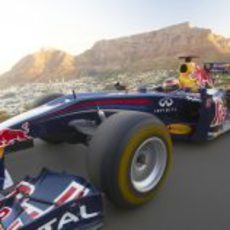 Jani y su Red Bull por las carreteras africanas