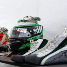 Los cascos de Trulli y Kovalainen listos