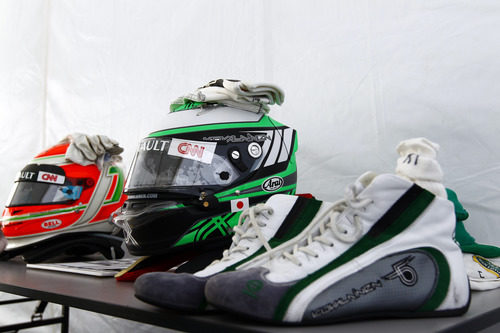 Los cascos de Trulli y Kovalainen listos