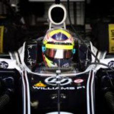 Pastor Maldonado metido en su Williams