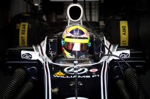 Pastor Maldonado metido en su Williams