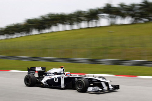 Rubens Barrichello clasifica en decimoquinto lugar
