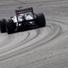 Barrichello pilotando en el circuito de Sepang